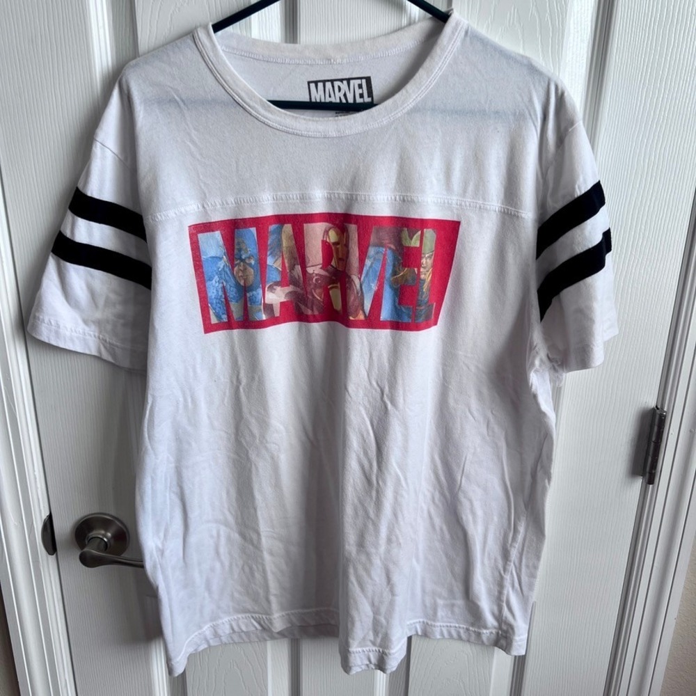 Marvel Avengers Graphic T-Shirt Mens 2XL White Varsity Striped Sleeve‎ Tee